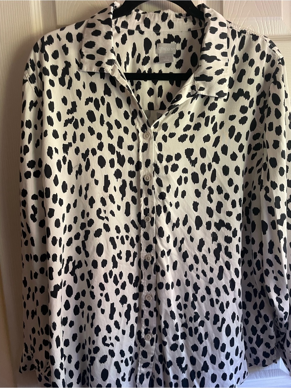 Chico’s Black and White Dalmatian Print Button-Up Shirt Size #3